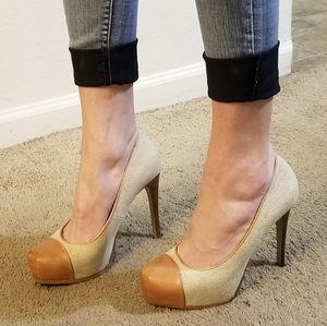 Steve Madden - Somone, Canvas & Brown Leather Pump
